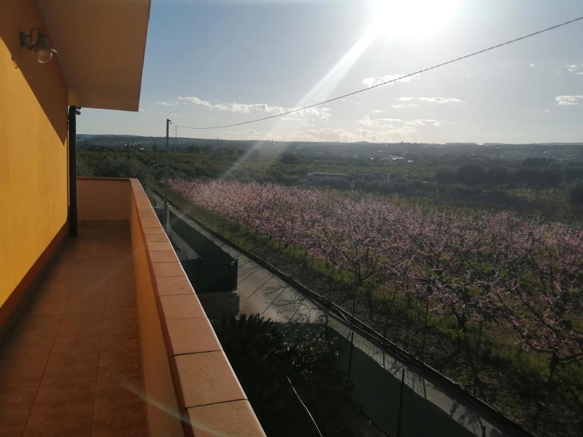 Villa Caterina Solarino Exterior foto